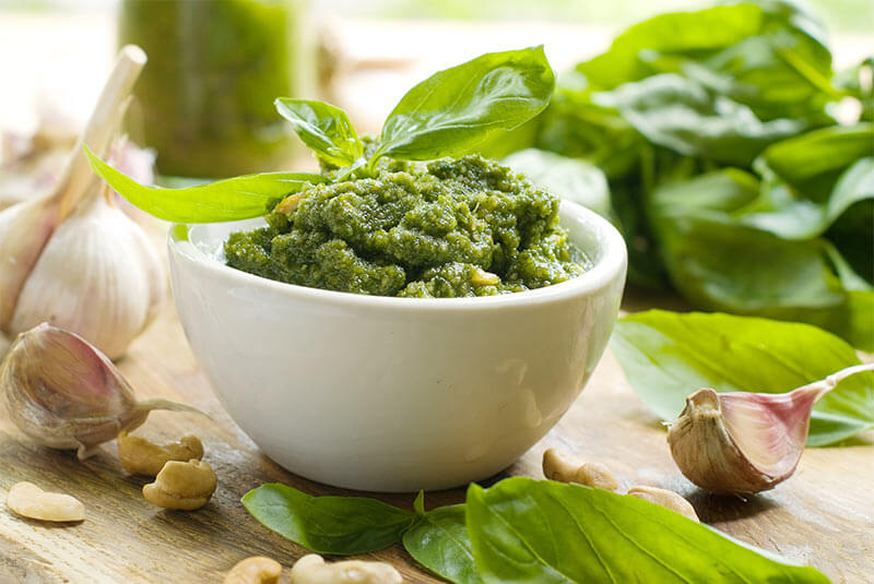 Pesto aus Basilikum