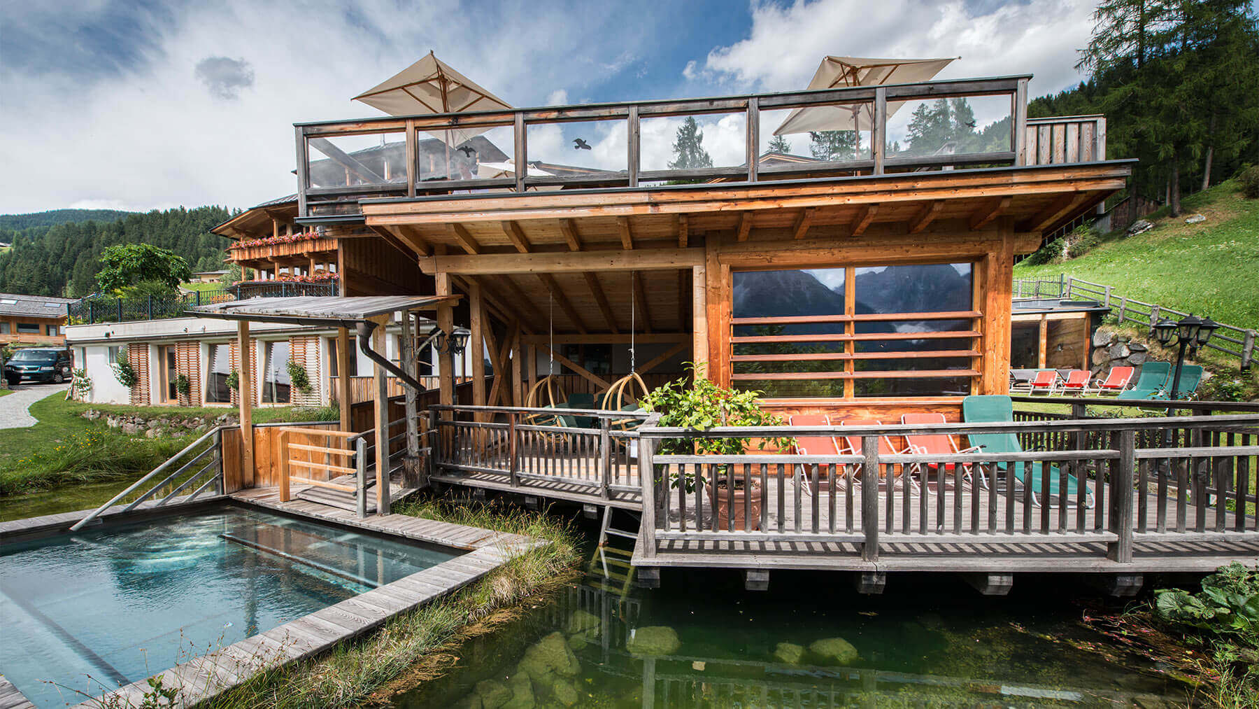 Berghotel con piscina outdoor e sauna