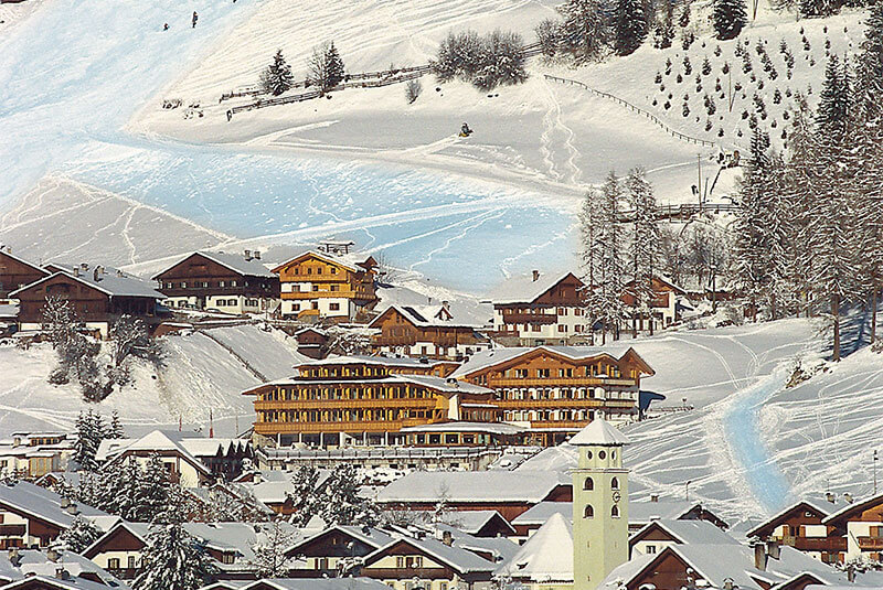 Skifahren direkt ab dem Berghotel zum und vom Helm