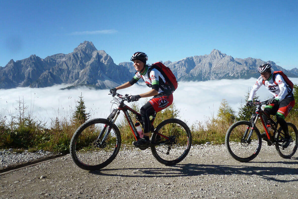 MTB tour to Monte Elmo and Hunters hut