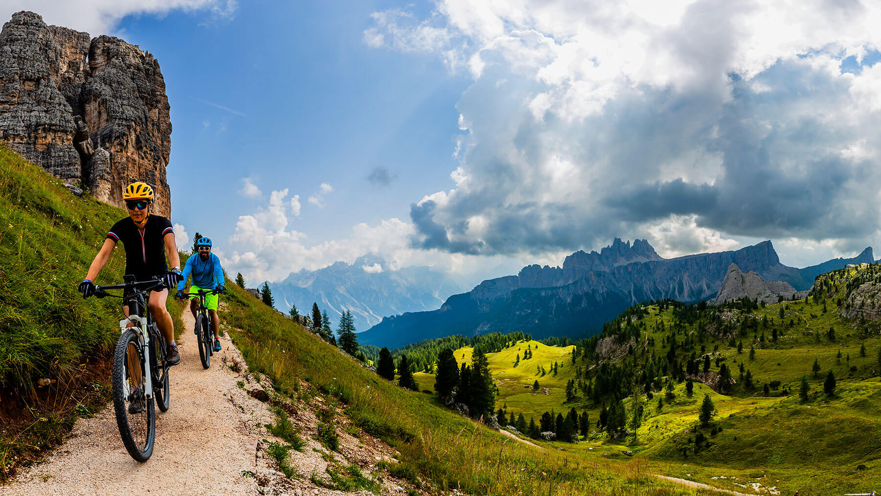 Mountainbike tour around Corina d'Ampezzo