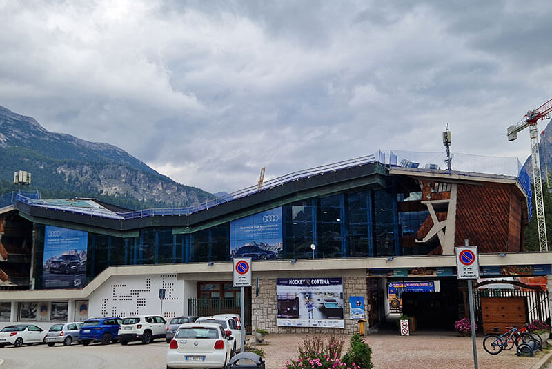 Ice skating & curling