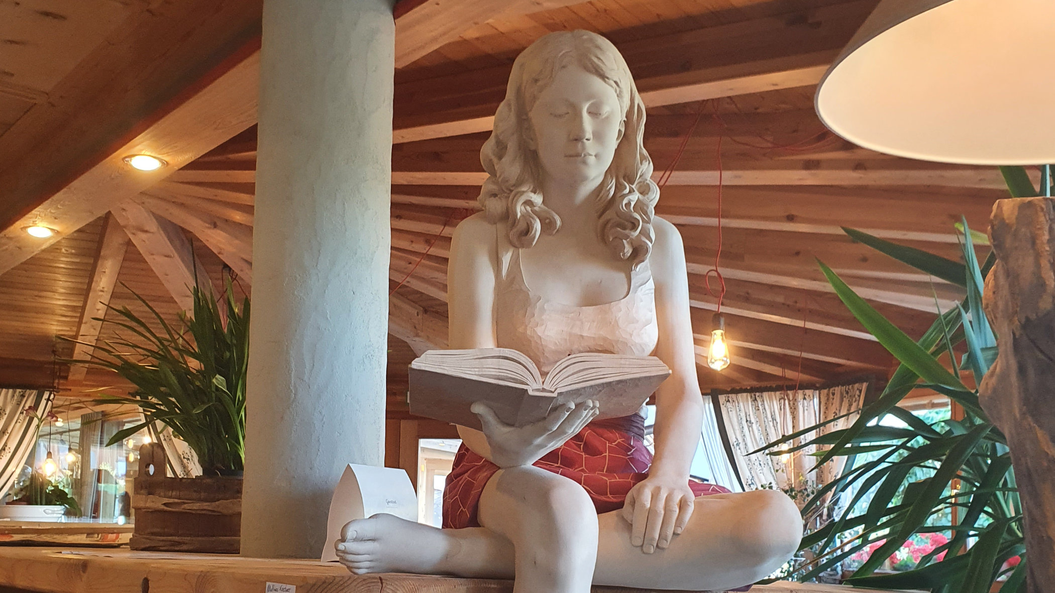 Bar area at the Berghotel