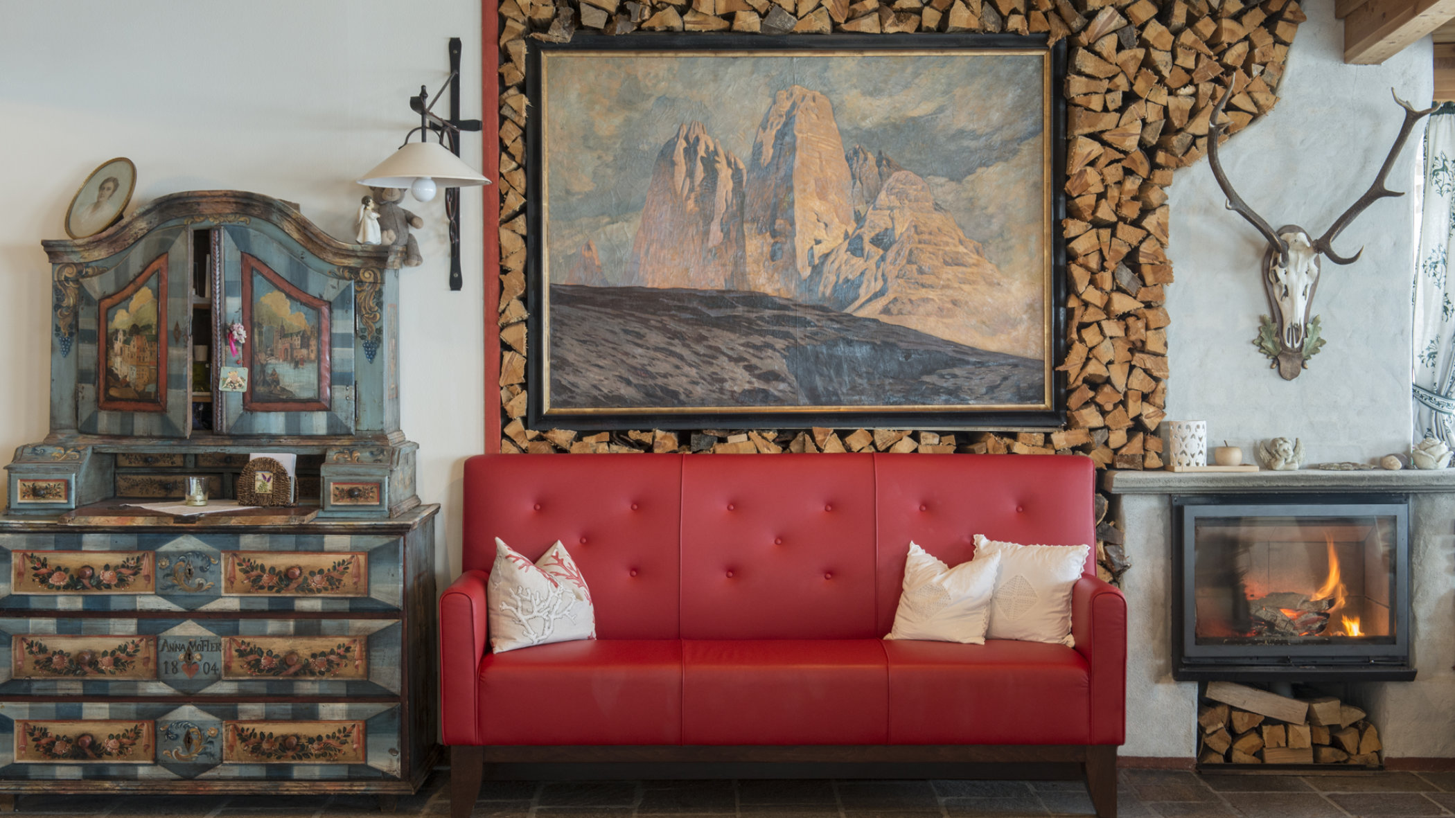 Detail of the entrance of the Berghotel