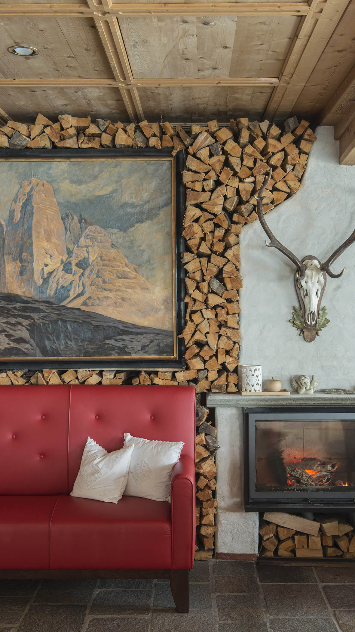 Detail of the entrance of the Berghotel