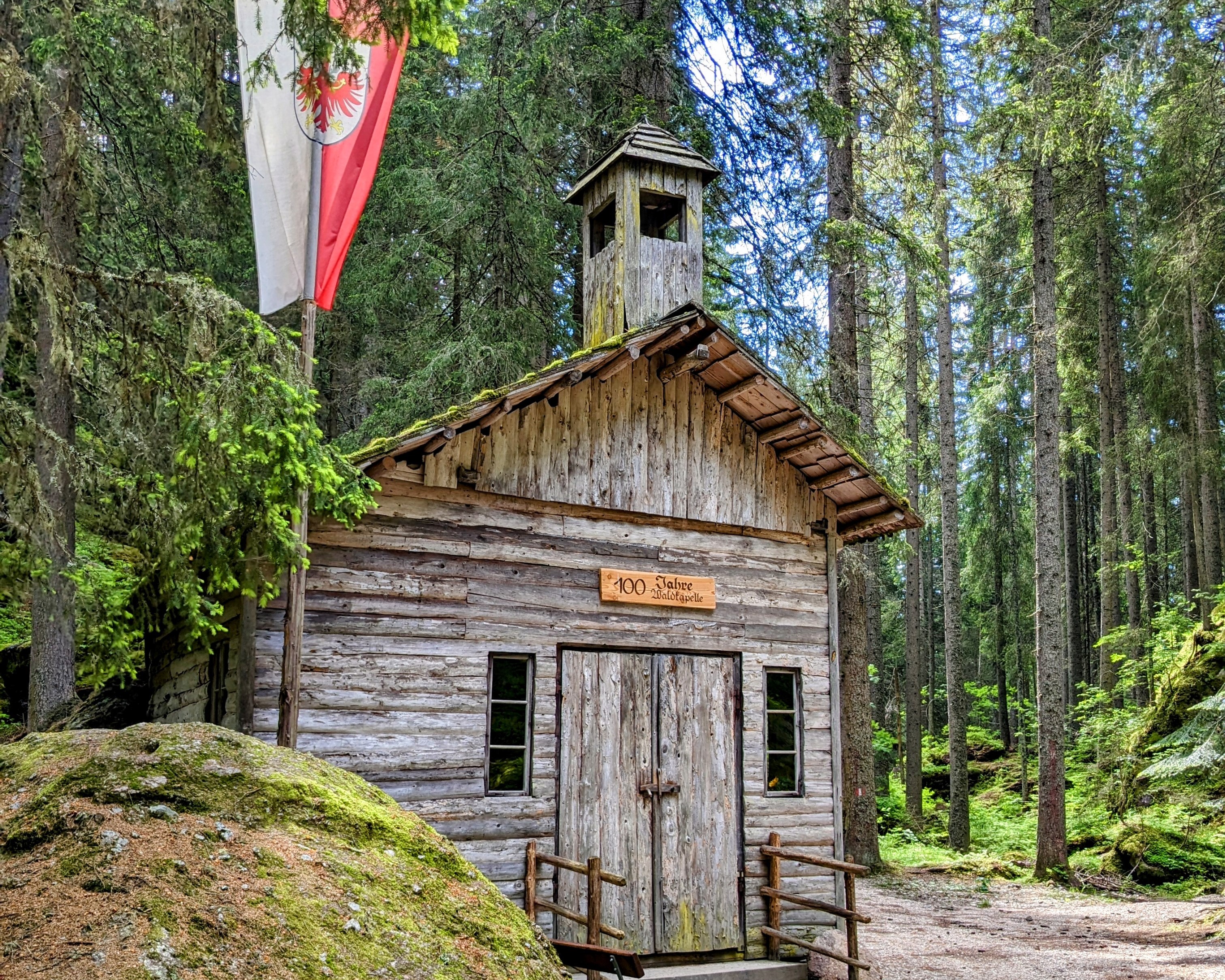 Der Sextner Besinnungsweg zur Waldkapelle